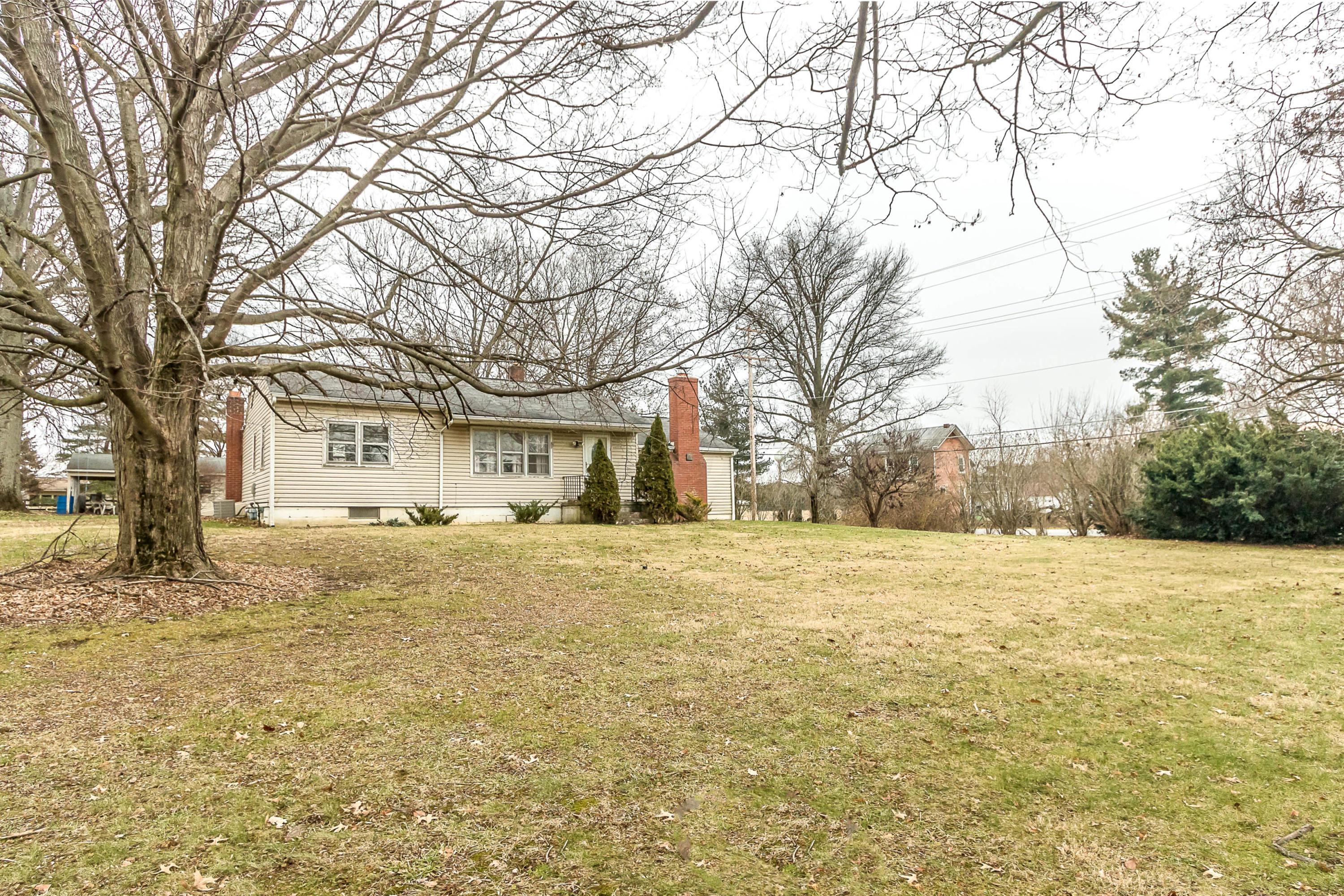 7045 Harlem Road Westerville, OH 43082 - Photo 3 of 49