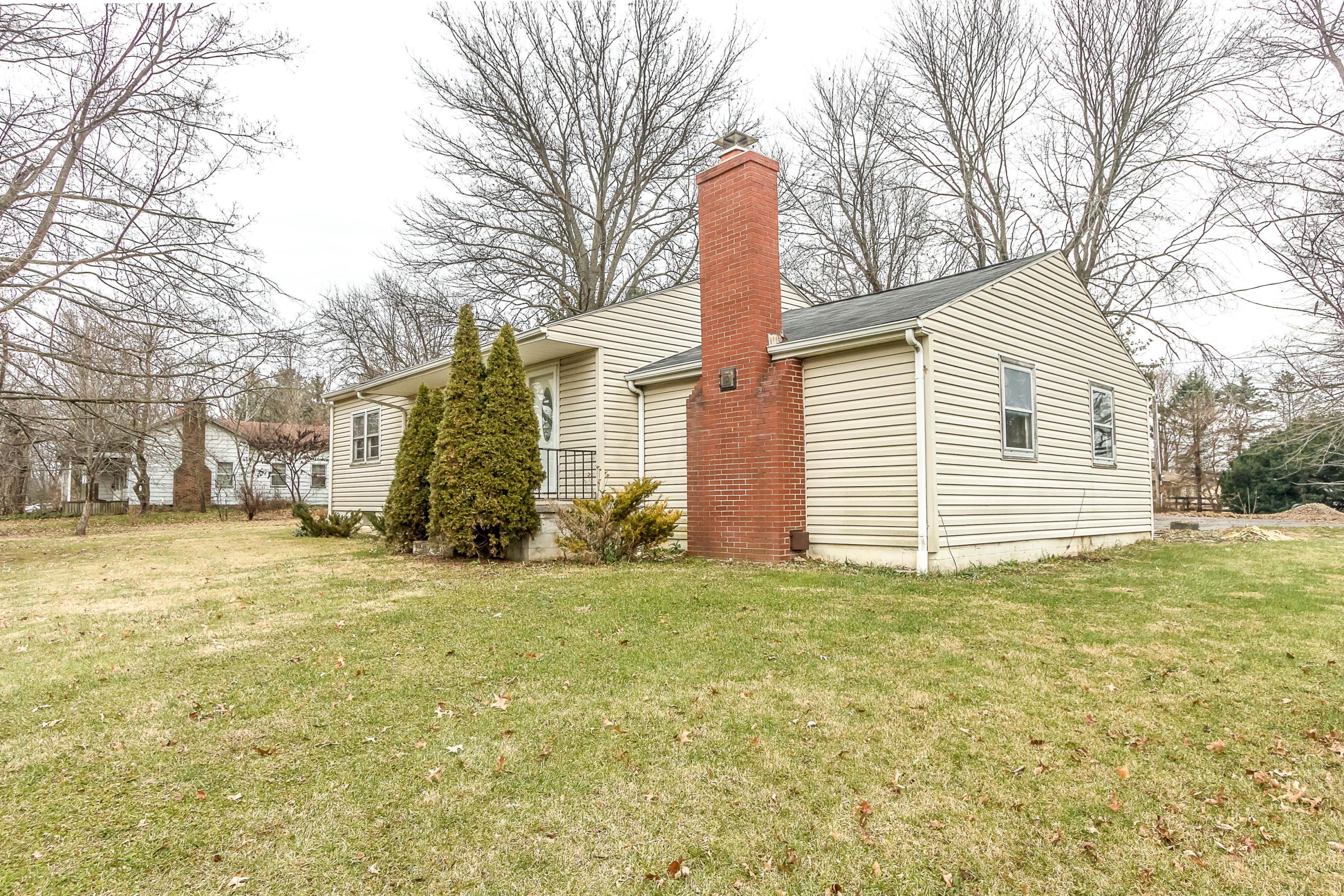 7045 Harlem Road Westerville, OH 43082 - Photo 5 of 49