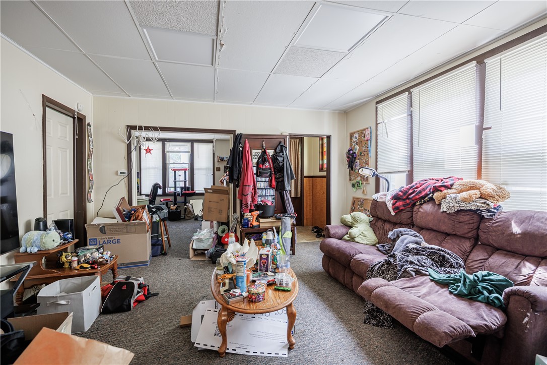 39 Austin Street, Unit 39 Rochester, NY 14606 - Photo 18 of 29 39 down- living room