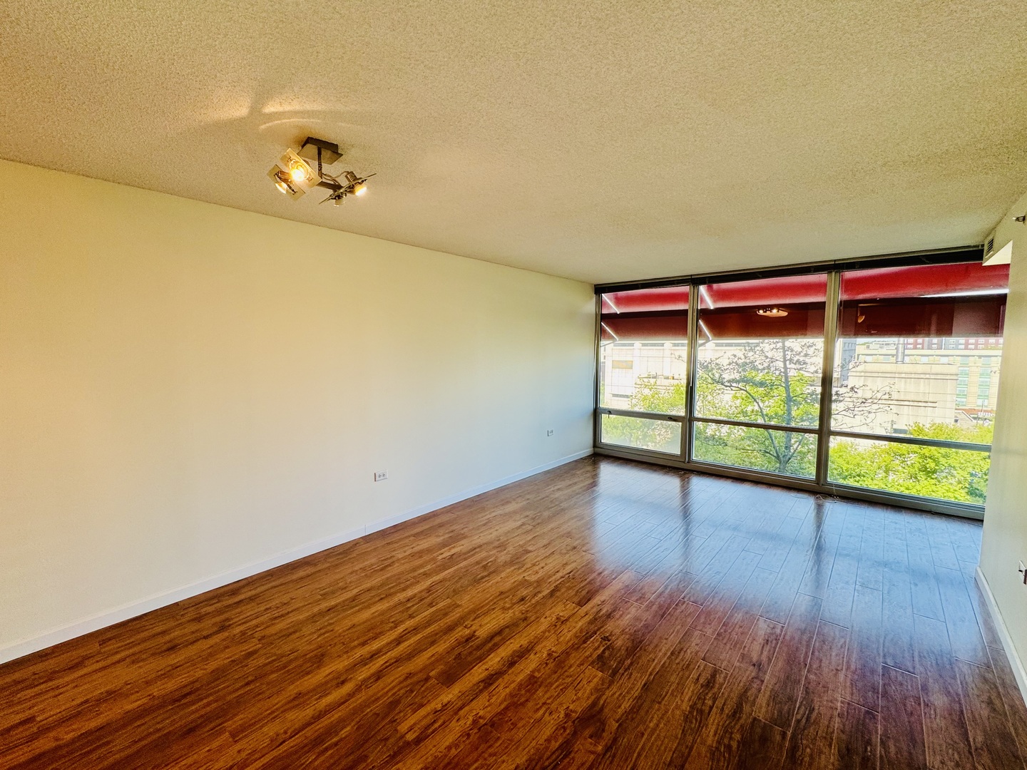 800 Elgin Road, Unit 812 Evanston, IL 60201 - Photo 3 of 19