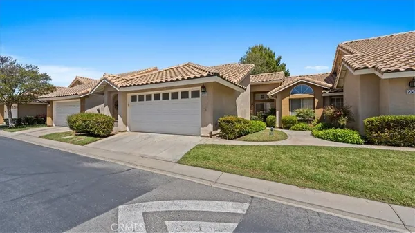$325,000 | 944 Hogan Avenue, Banning, CA 92220