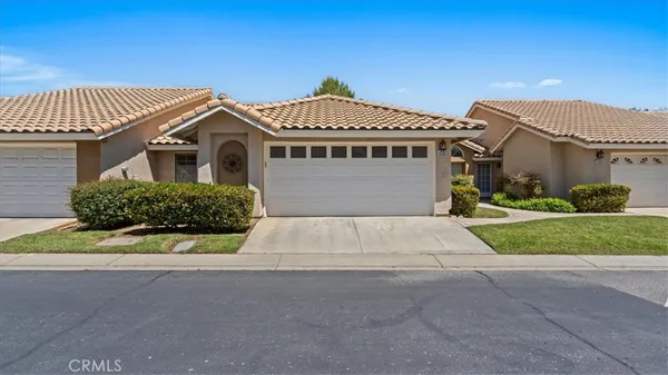 $325,000 | 944 Hogan Avenue, Banning, CA 92220