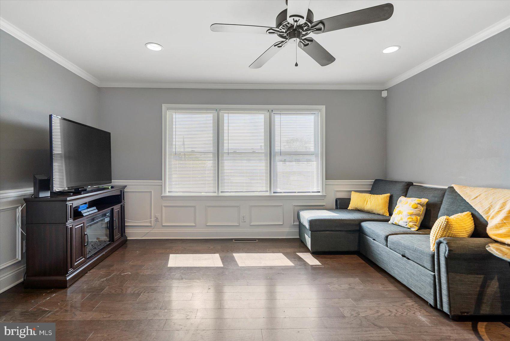 3609 Clarenell Road Baltimore, MD 21229 - Photo 13 of 33 Gallery Image 13