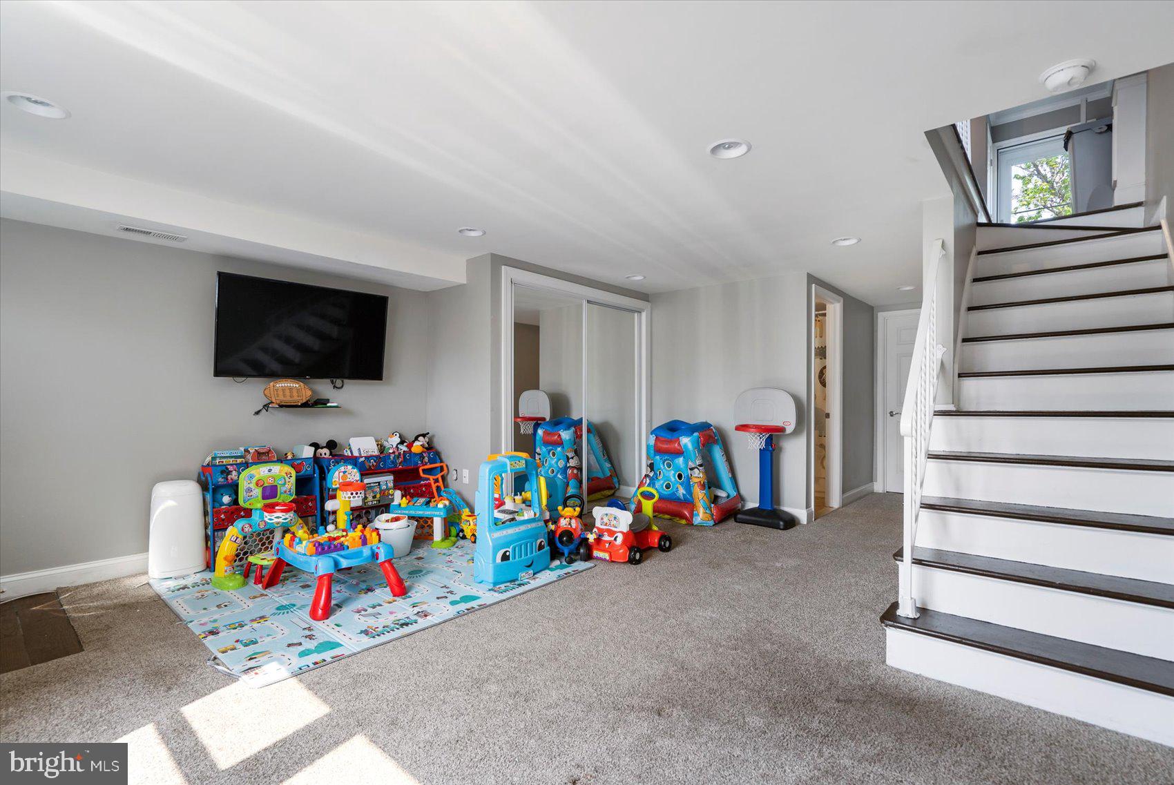 3609 Clarenell Road Baltimore, MD 21229 - Photo 26 of 33 Gallery Image 26
