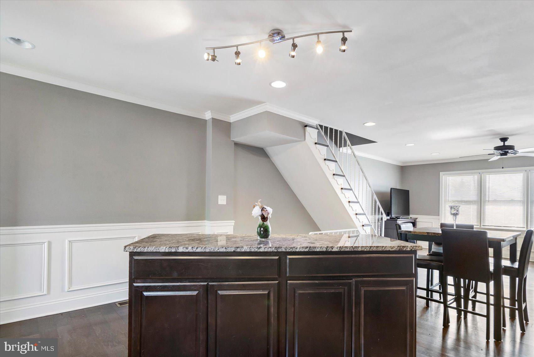 3609 Clarenell Road Baltimore, MD 21229 - Photo 8 of 33 Gallery Image 8