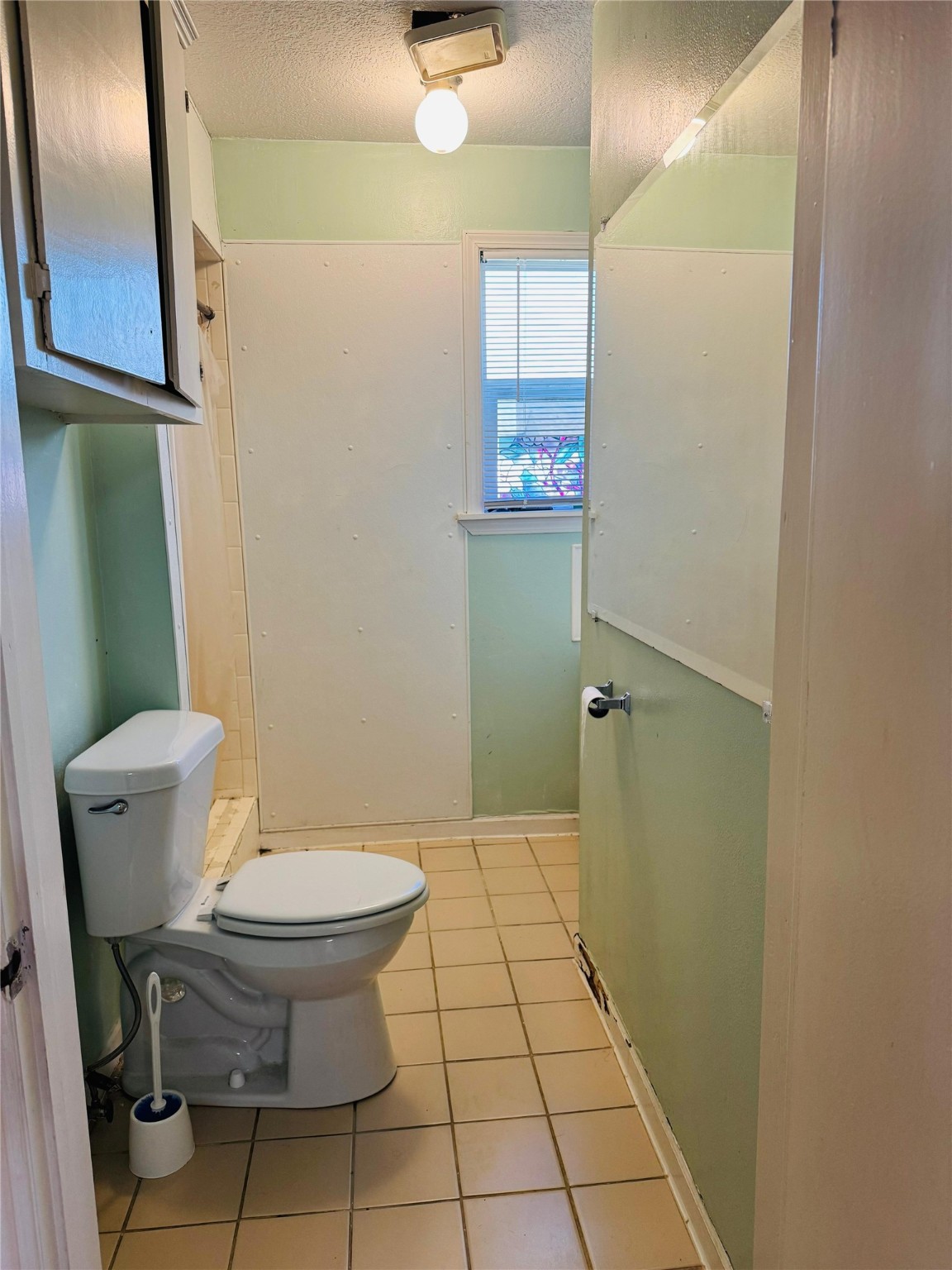 3414 Cochran Street Houston, TX 77009 - Photo 6 of 7 Bathroom