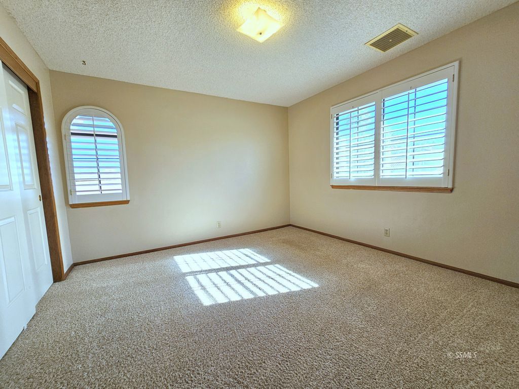 308 West Cielo Avenue Ridgecrest, CA 93555 - Photo 29 of 43
