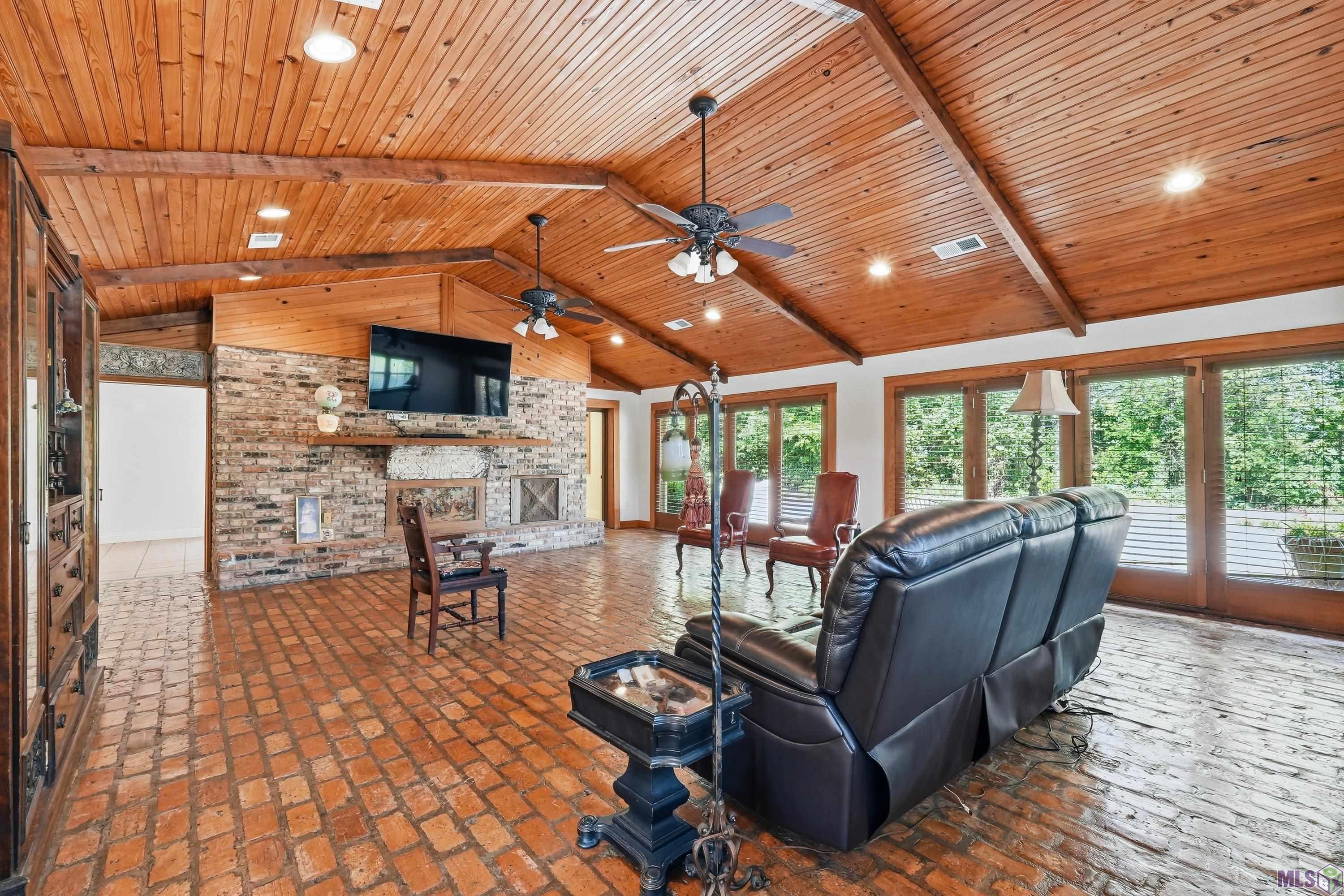 3374 Greenbriar Road Ethel, LA 70730 - Photo 10 of 43
