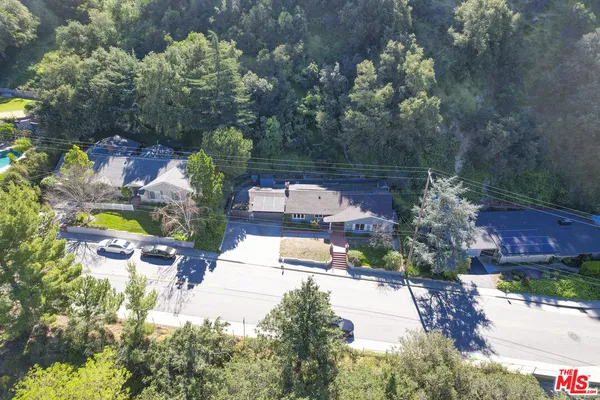 $1,690,000 | 5532 Ocean View Boulevard, La Canada Flintridge, CA 91011
