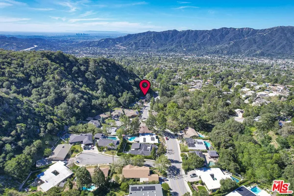 $1,690,000 | 5532 Ocean View Boulevard, La Canada Flintridge, CA 91011
