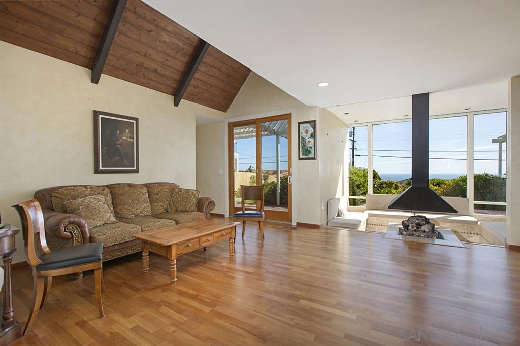 926 La Jolla Rancho Road La Jolla, CA 92037 - Photo 11 of 25