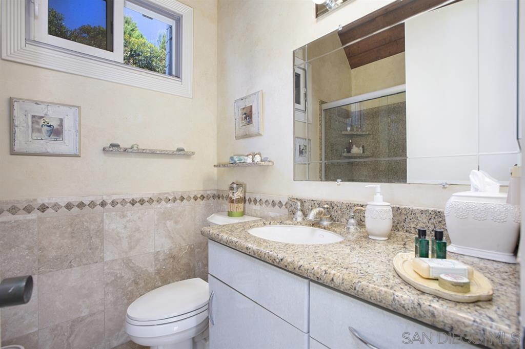 926 La Jolla Rancho Road La Jolla, CA 92037 - Photo 14 of 25