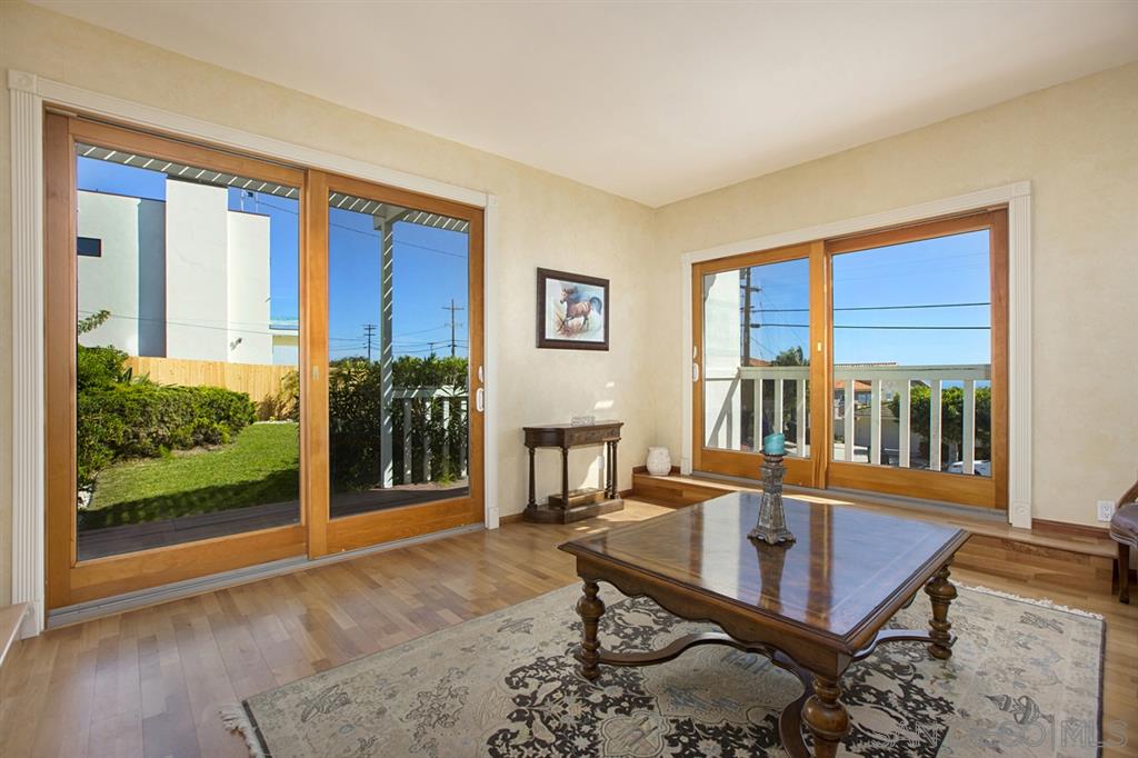 926 La Jolla Rancho Road La Jolla, CA 92037 - Photo 5 of 25