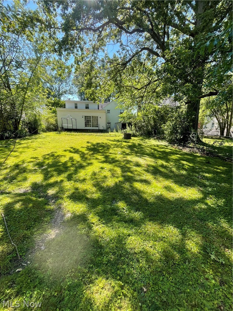 1663 Lyndhurst Road Lyndhurst, OH 44124 - Photo 7 of 45