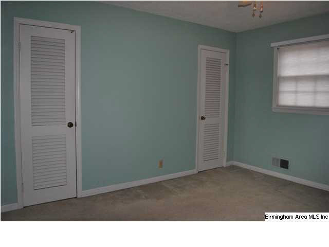 3337 Chartwell Road Hoover, AL 35226 - Photo 15 of 32