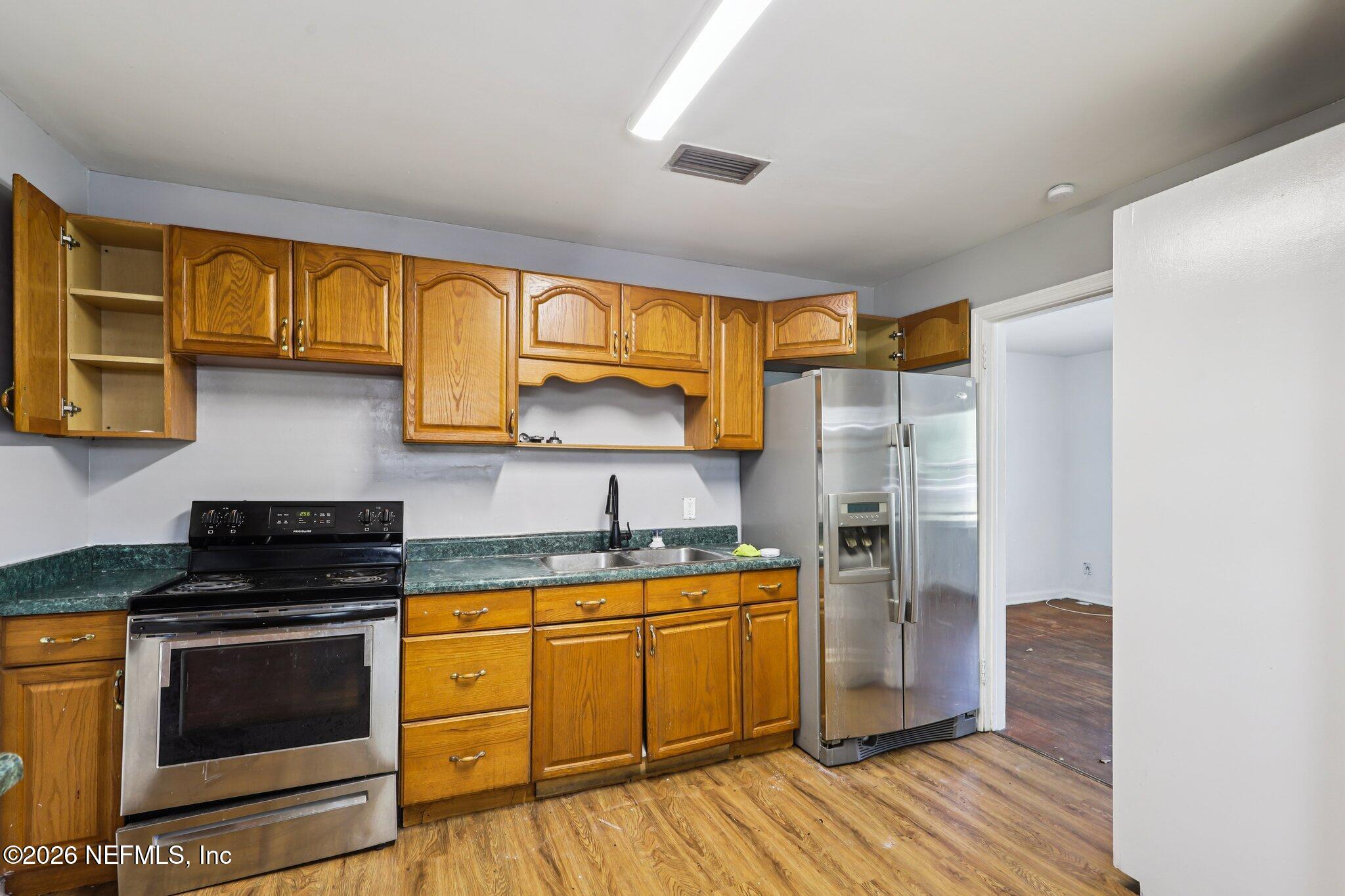 7859 Denham Road West Jacksonville, FL 32208 - Photo 12 of 24 Kitchen