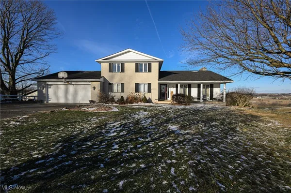 $424,900 | 264 Pleasant Valley Road Northwest, Sugarcreek, OH 44681