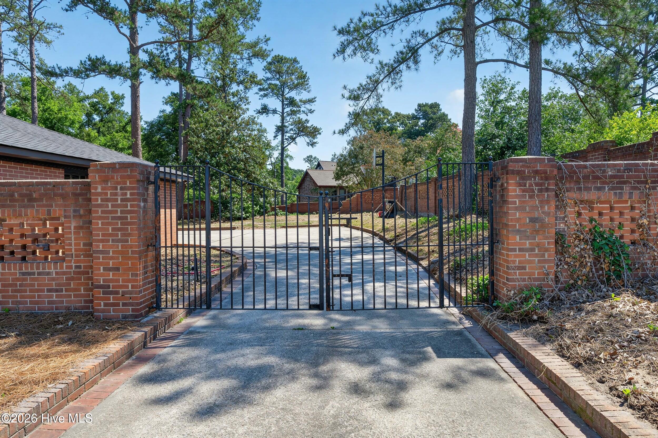 1919 Byrnes Road North Augusta, SC 29841 - Photo 3 of 31 12_05.19.2026 01 1919-byrnes-rd (matt k