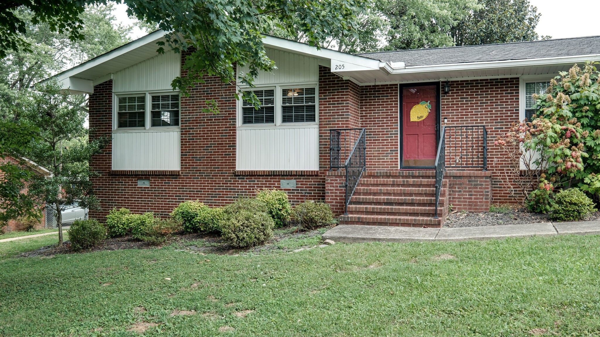 205 Jackson Heights Road Columbia, TN 38401 - Photo 2 of 34 Gallery Image 2