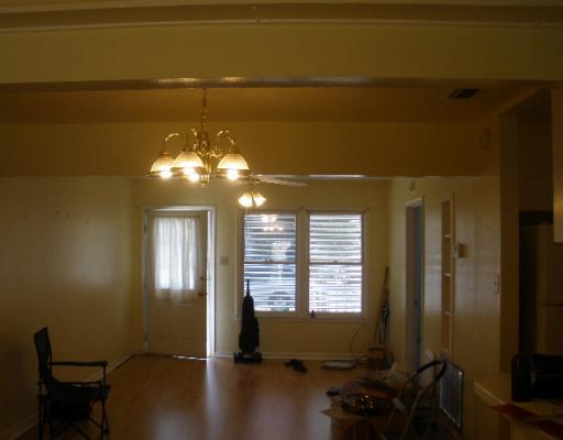 3618 Cypress Street Corpus Christi, TX 78411 - Photo 2 of 10 a view of an empty room with a window