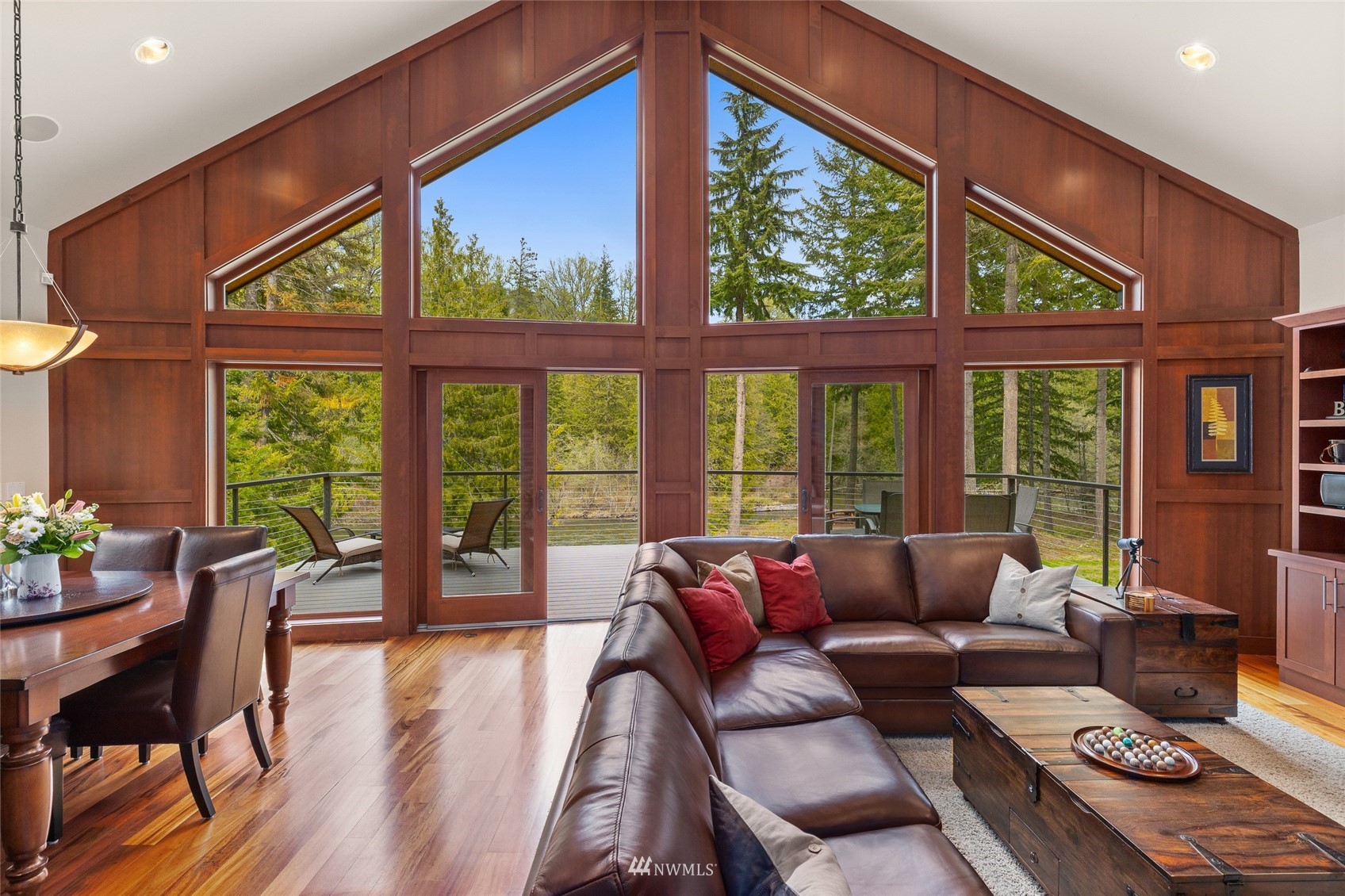 691 Kachess River Road Easton, WA 98925 - Photo 23 of 40 a living room with furniture and a window
