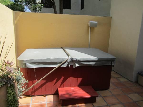 3566 Modoc Road, Unit 36 Santa Barbara, CA 93105 - Photo 4 of 16 a terrace with a table and chairs