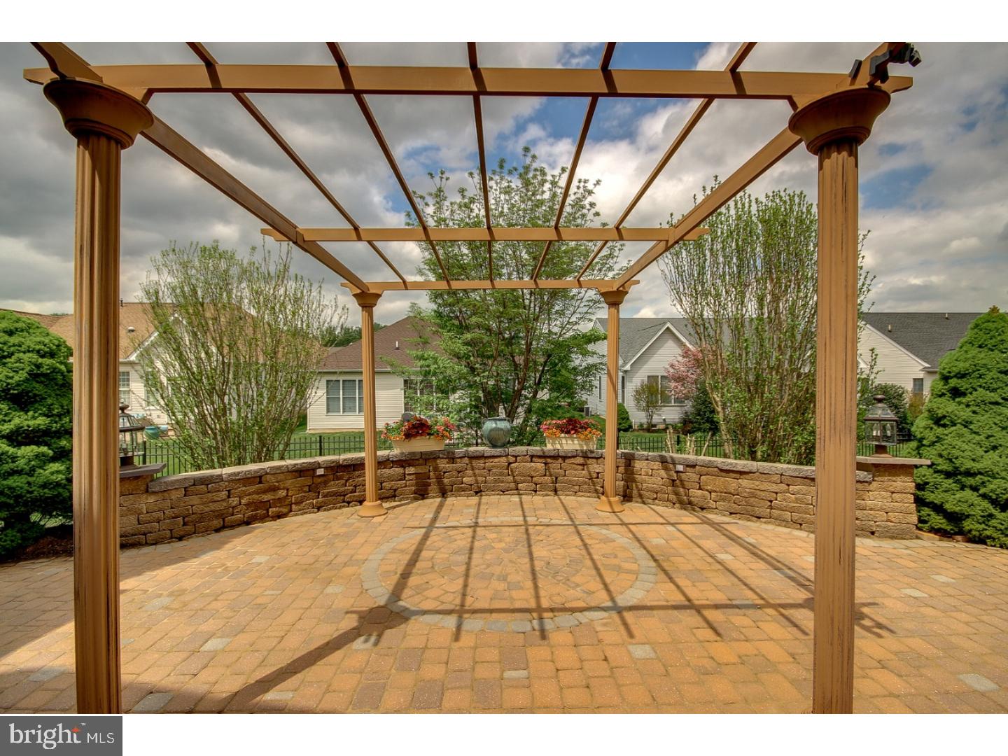 76 Nathaniel Road Holland, PA 18966 - Photo 25 of 25 Patio