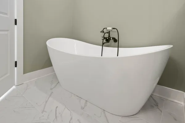 $750,000 | 8112 Sir Oliphant Way, Unit LOT #32, Ooltewah, TN 37363