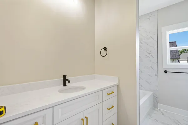 $750,000 | 8112 Sir Oliphant Way, Unit LOT #32, Ooltewah, TN 37363