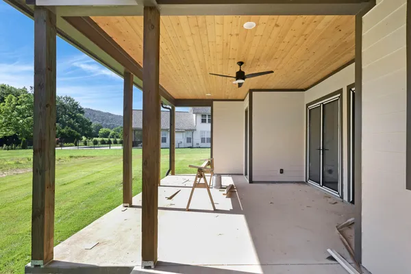 $750,000 | 8112 Sir Oliphant Way, Unit LOT #32, Ooltewah, TN 37363