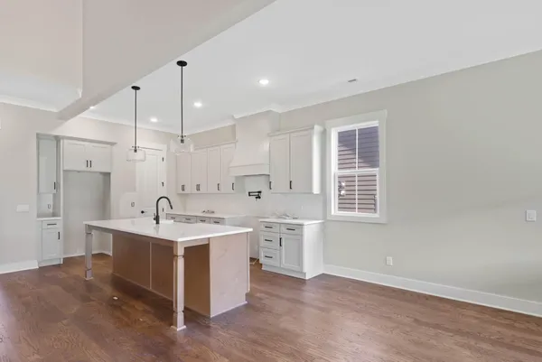 $750,000 | 8112 Sir Oliphant Way, Unit LOT #32, Ooltewah, TN 37363