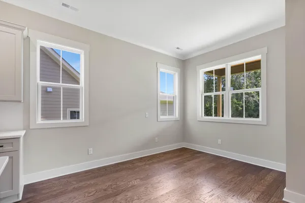 $750,000 | 8112 Sir Oliphant Way, Unit LOT #32, Ooltewah, TN 37363