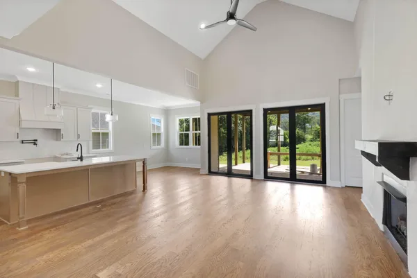 $750,000 | 8112 Sir Oliphant Way, Unit LOT #32, Ooltewah, TN 37363