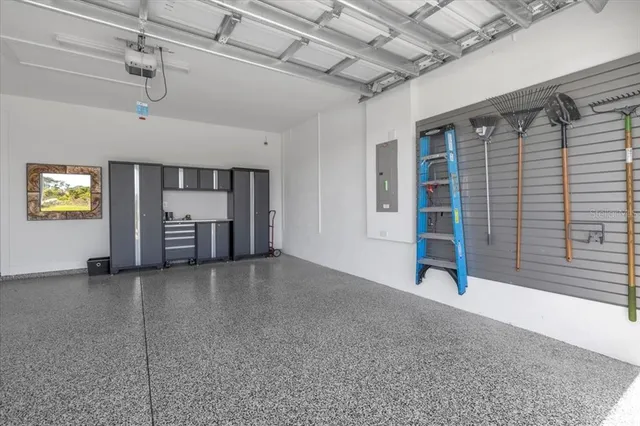 $2,950 | 18791 Dayspring Place, Venice, FL 34293