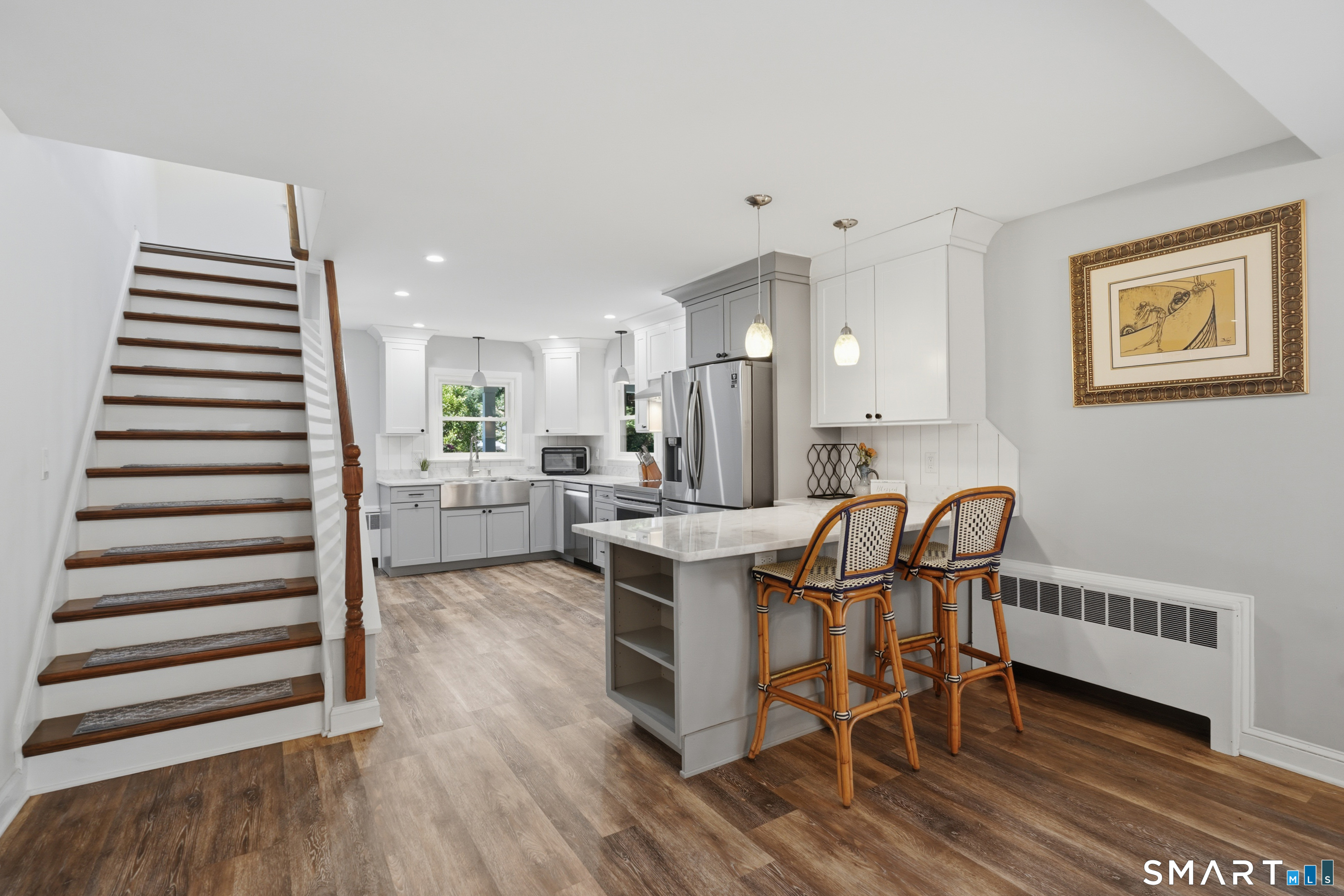 516 Stillwater Road Stamford, CT 06902 - Photo 9 of 37