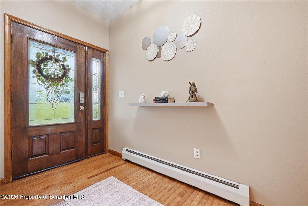 121 Ridgeview Drive Scranton, PA 18504 - Photo 4 of 65 Foyer