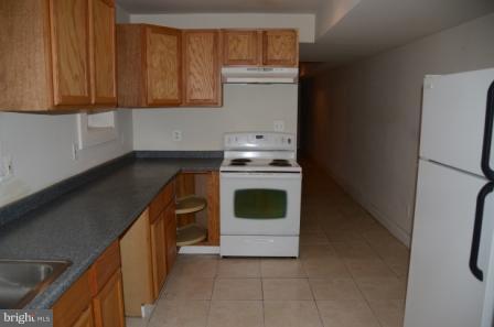 Kitchen - Basement