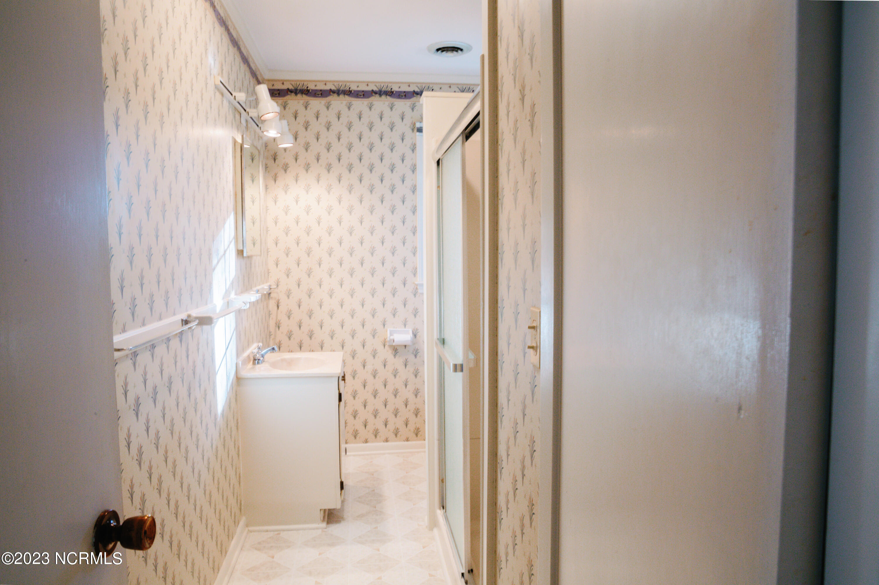 2437 Bayview Road Bath, NC 27808 - Photo 21 of 26 2437Bayview-Danielle-Flake-Photography--