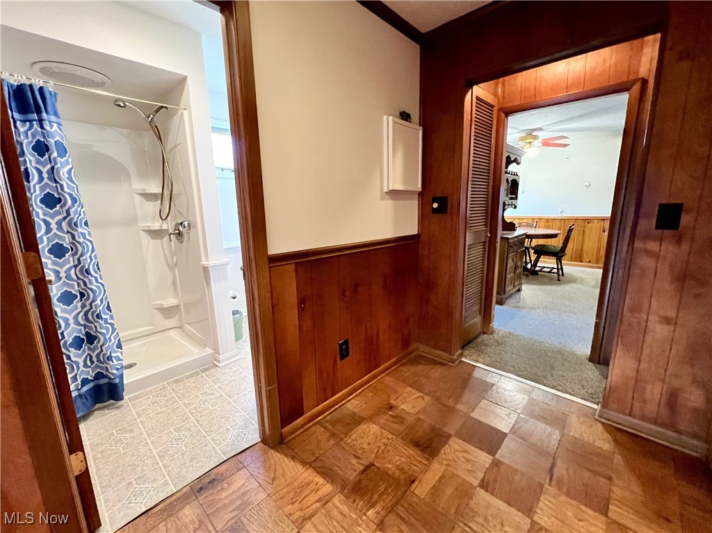 7220 Hemlock Road Independence, OH 44131 - Photo 23 of 48 A full updated bathroom is also located here
