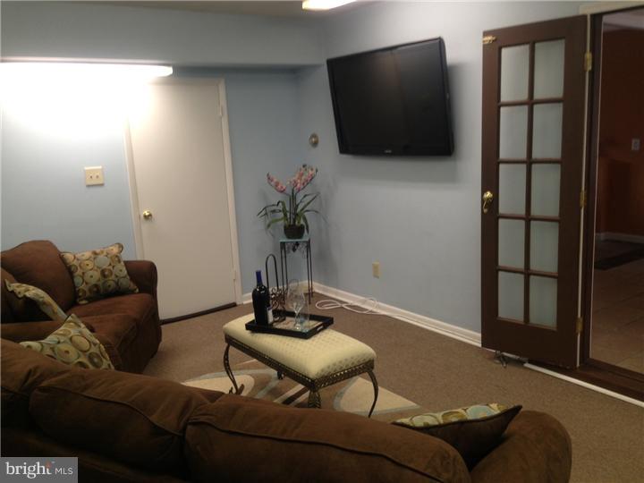 11 Rose Apple Road Levittown, PA 19056 - Photo 11 of 25 Family Room