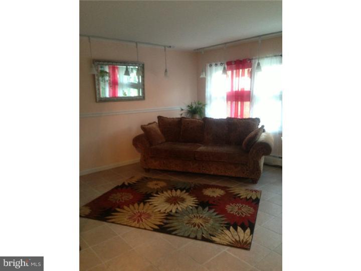 11 Rose Apple Road Levittown, PA 19056 - Photo 12 of 25 Living Room