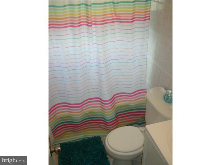 11 Rose Apple Road Levittown, PA 19056 - Photo 21 of 25 Bathroom