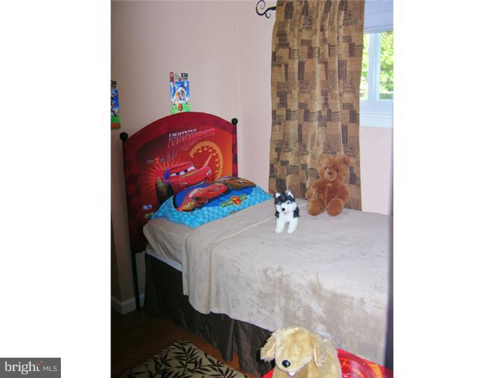 11 Rose Apple Road Levittown, PA 19056 - Photo 22 of 25 Bedroom 5