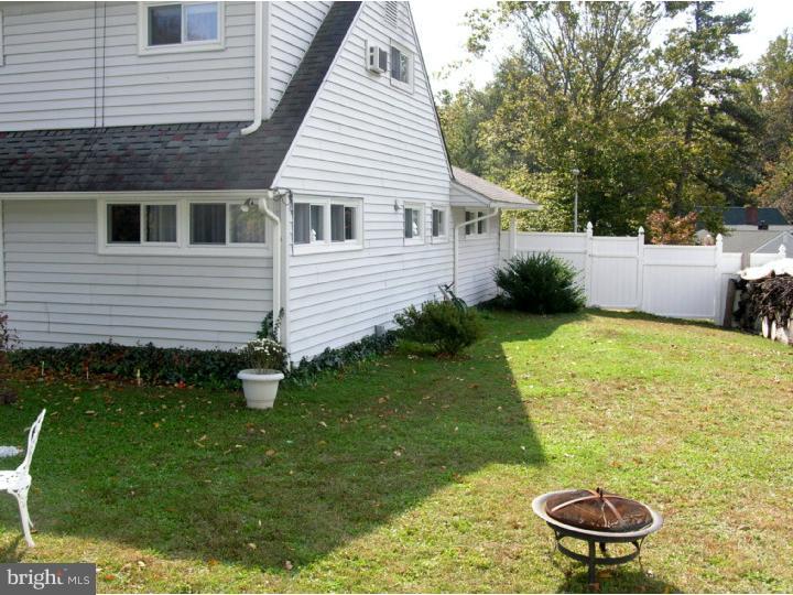 11 Rose Apple Road Levittown, PA 19056 - Photo 24 of 25 Side Yard