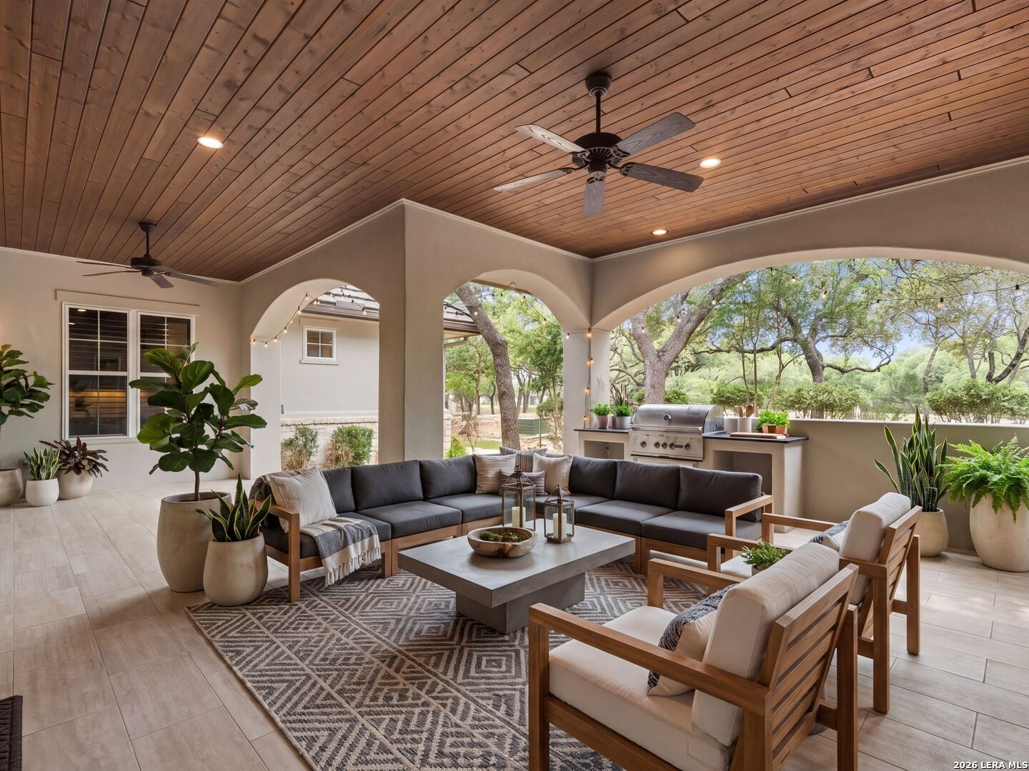 8 Winged Foot Boerne, TX 78006 - Photo 4 of 84