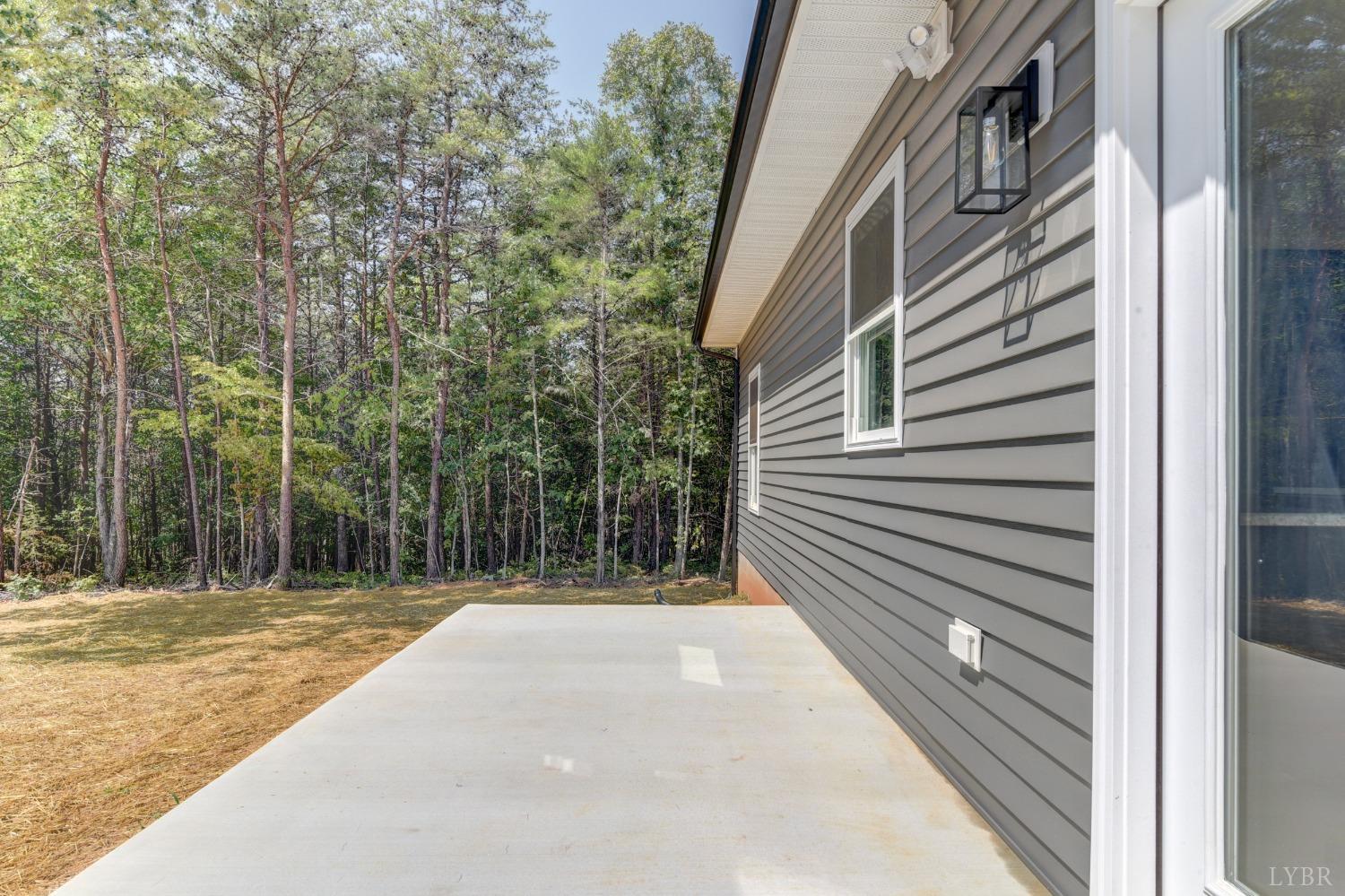 9754 Stonewall Road Appomattox, VA 24522 - Photo 27 of 30 Gallery Image 27