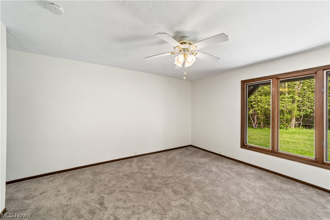4675 Mayfield Road, Unit D South Euclid, OH 44121 - Photo 15 of 28 Primary Bedroom
