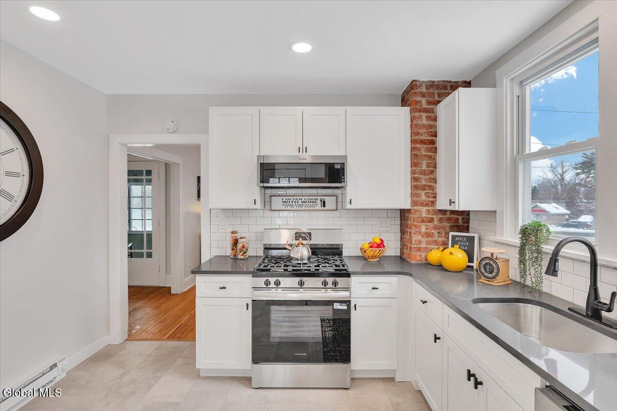 902 7th Avenue Troy, NY 12182 - Photo 14 of 35 24-P1612779