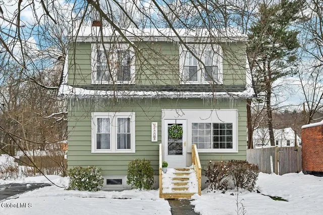 $262,000 | 902 7th Avenue, Troy, NY 12182