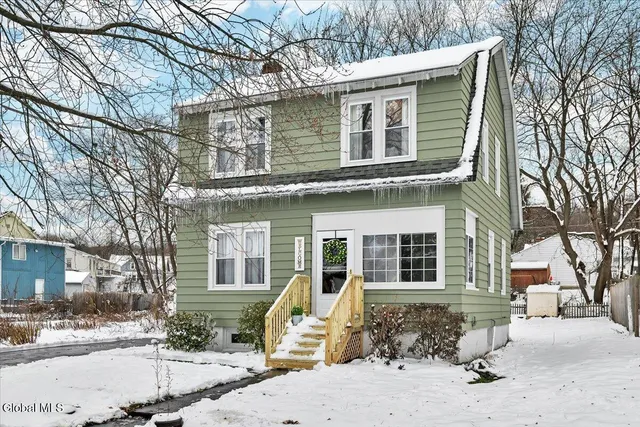 $262,000 | 902 7th Avenue, Troy, NY 12182